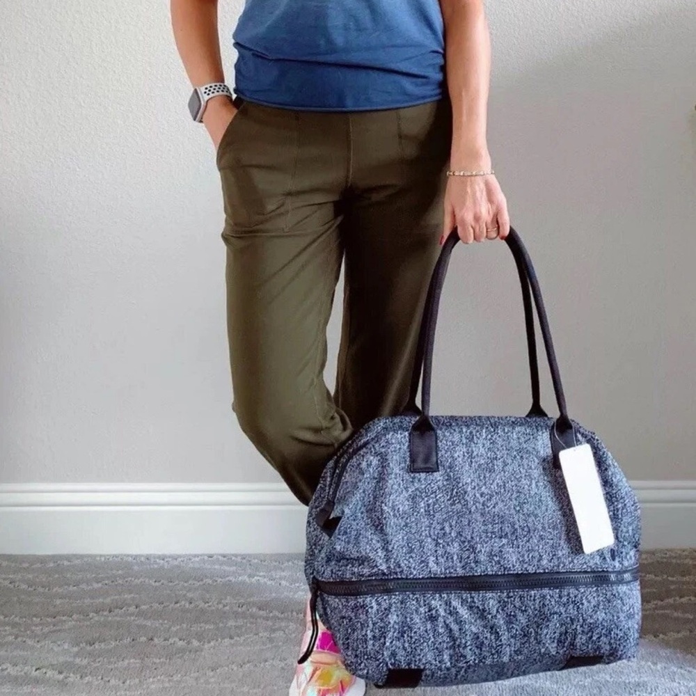 Lululemon Athletica Black Zippered Tote